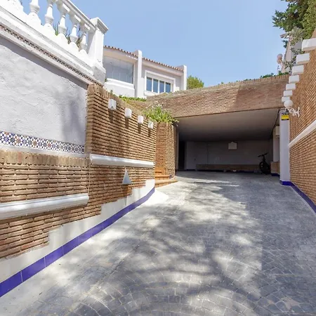Villa Living4malaga Miraflores *
