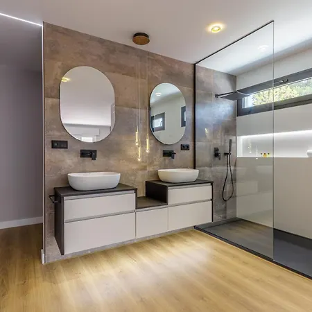 Villa Living4malaga Miraflores *